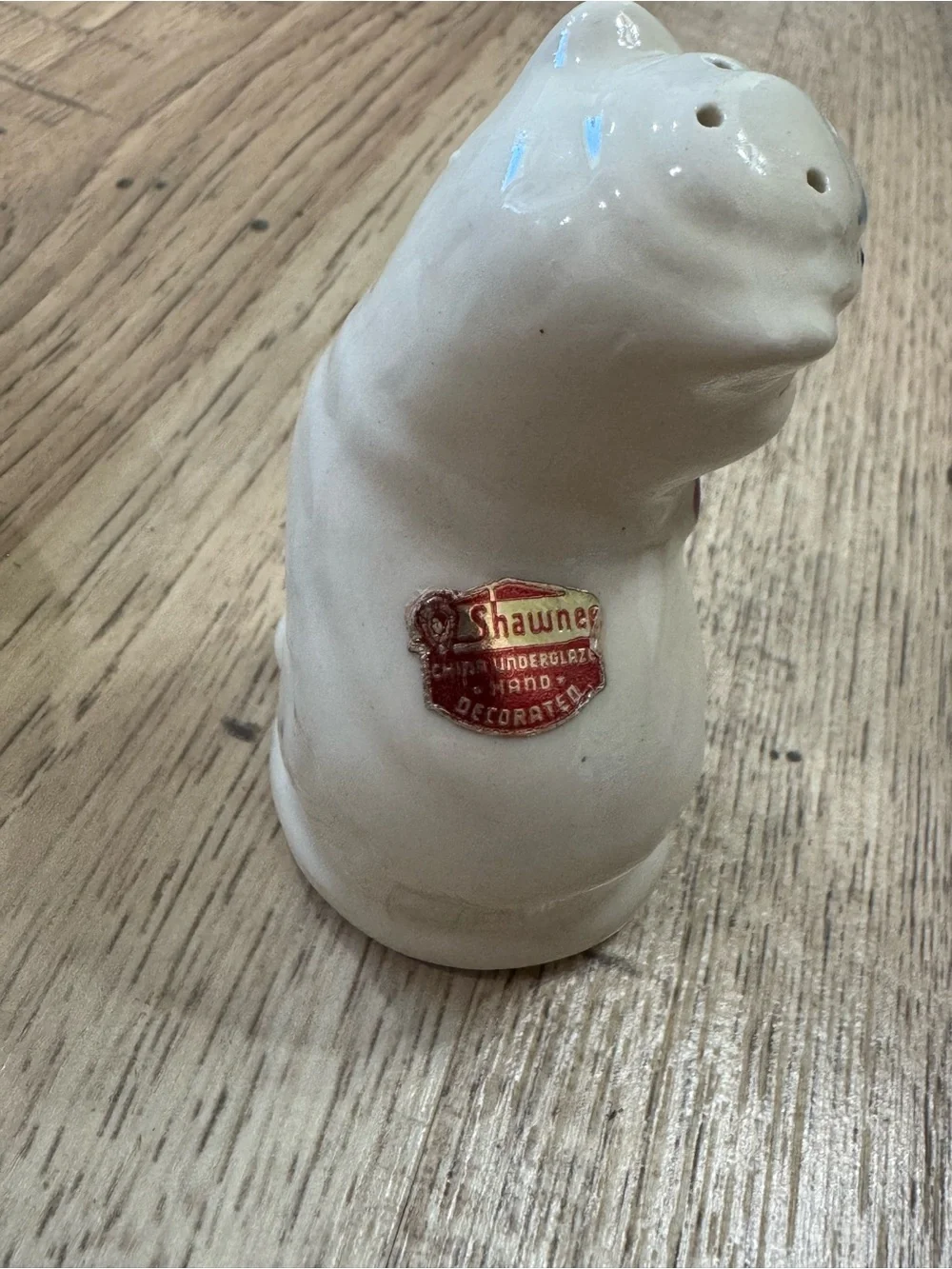 Vintage “Puss ‘N Boots” salt and pepper shakers for 1940-1950